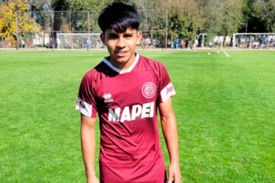 El santiagueño Lhian Noblega fue convocado a la Selección Argentina Sub 16 para jugar la Dream Cup en Japón