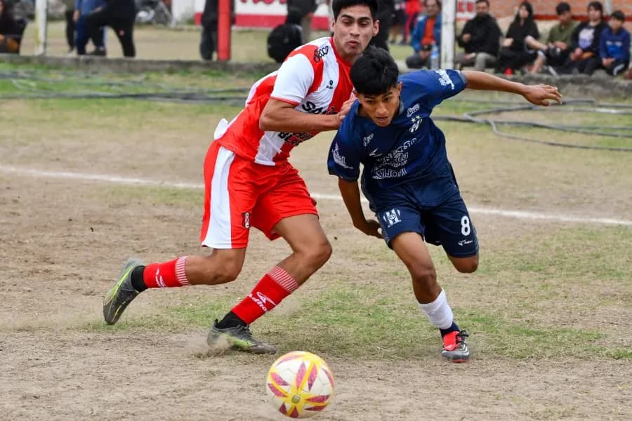 Agua y Energía venció a Sarmiento y se prende como firme escolta en la zona Banda