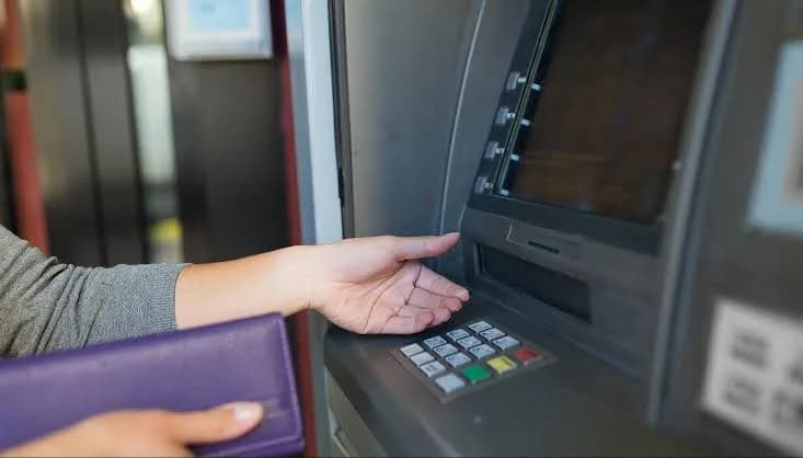 ANSES confirmó quiénes cobran sus haberes este lunes 27 de julio