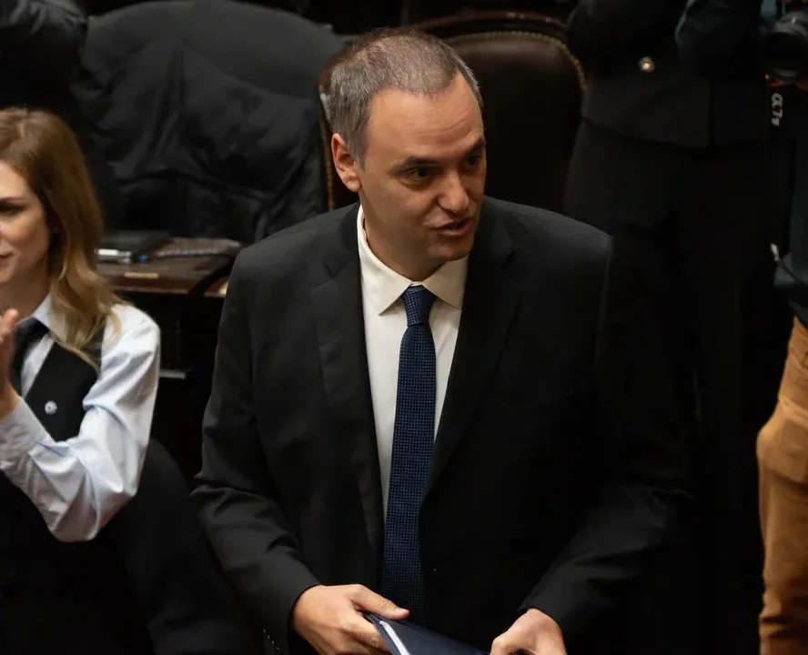 El contratista de Manuel Adorni le respondió a Milei y negó ser militante del kirchnerismo