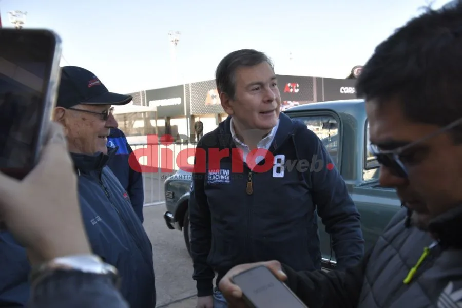El Dr. Gerardo Zamora recibió a los fanáticos en Las Termas y destacó el impacto del Turismo Carretera en la provincia