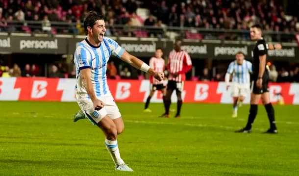 Racing dio el golpe en La Plata, eliminó a Estudiantes y se metió en los cuartos de final