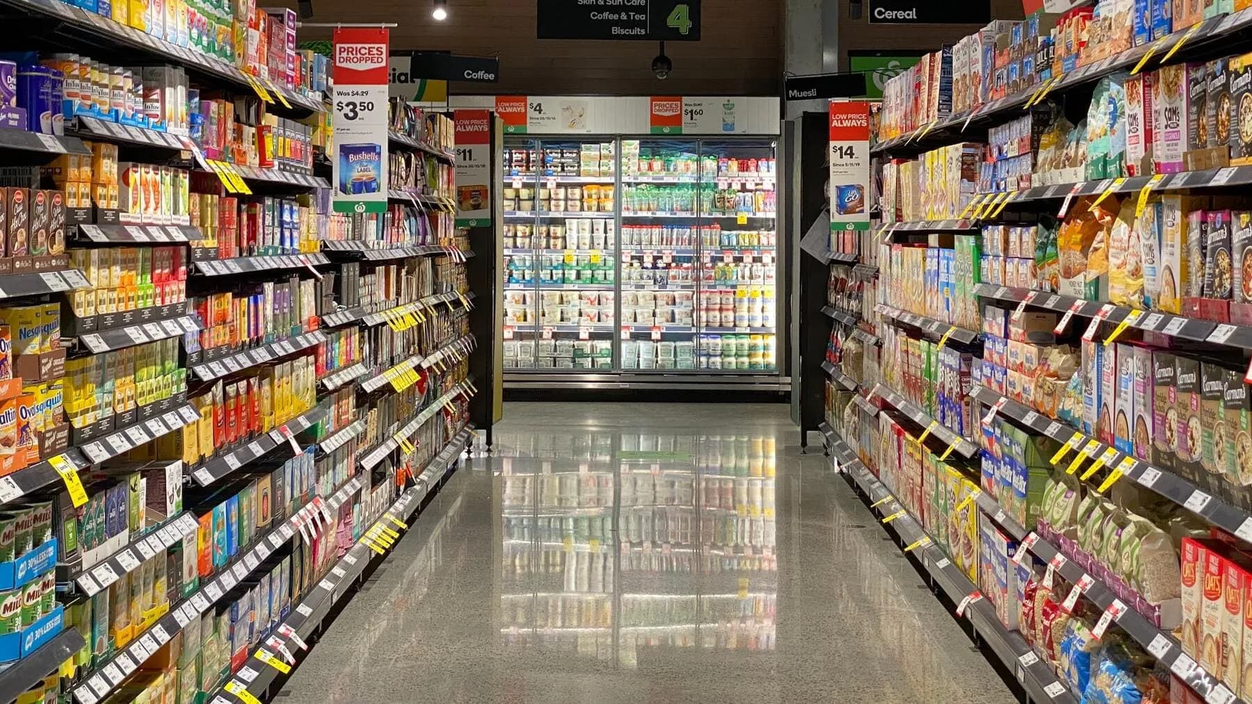 Las ventas minoristas cayeron en abril y el consumo pyme ya encadena un año entero en baja