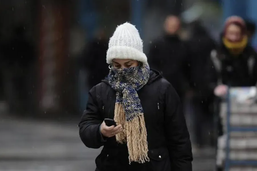 Lunes con cielo despejado y marcado descenso de la temperatura en Santiago del Estero