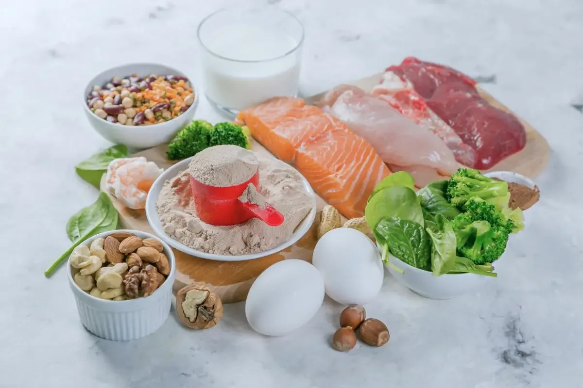 Dieta proteica: especialistas advierten sobre los errores que causan fatiga y pérdida de masa muscular