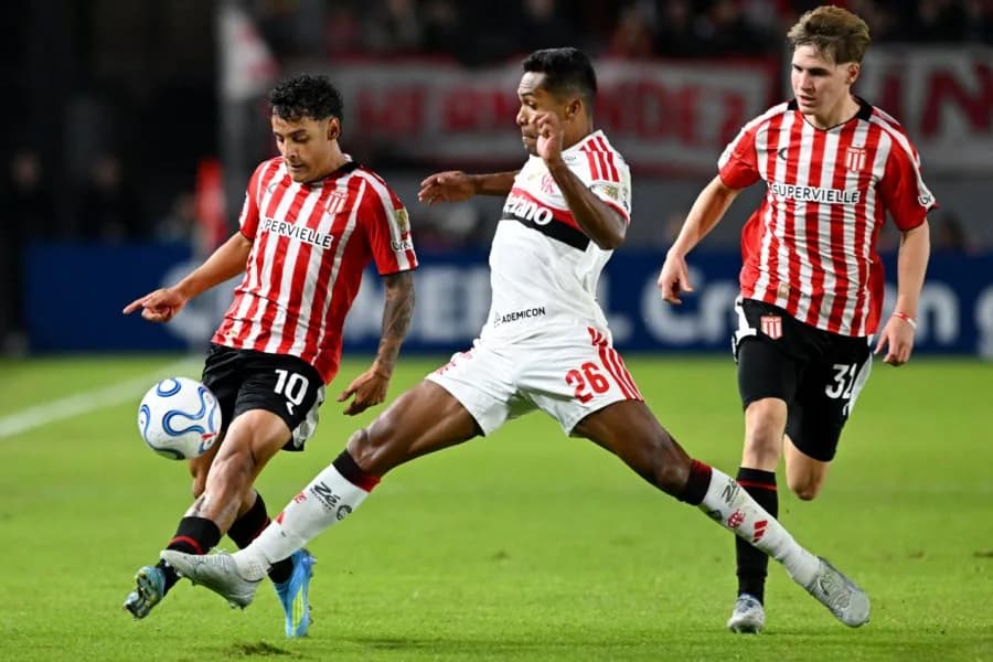 Estudiantes se juega una parada brava frente al poderoso Flamengo en el Maracaná