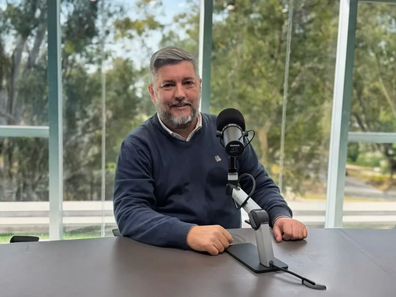Díaz Achaval exaltó las bondades de la IA como herramienta, aclarando que no puede ni viene a reemplazar al hombre