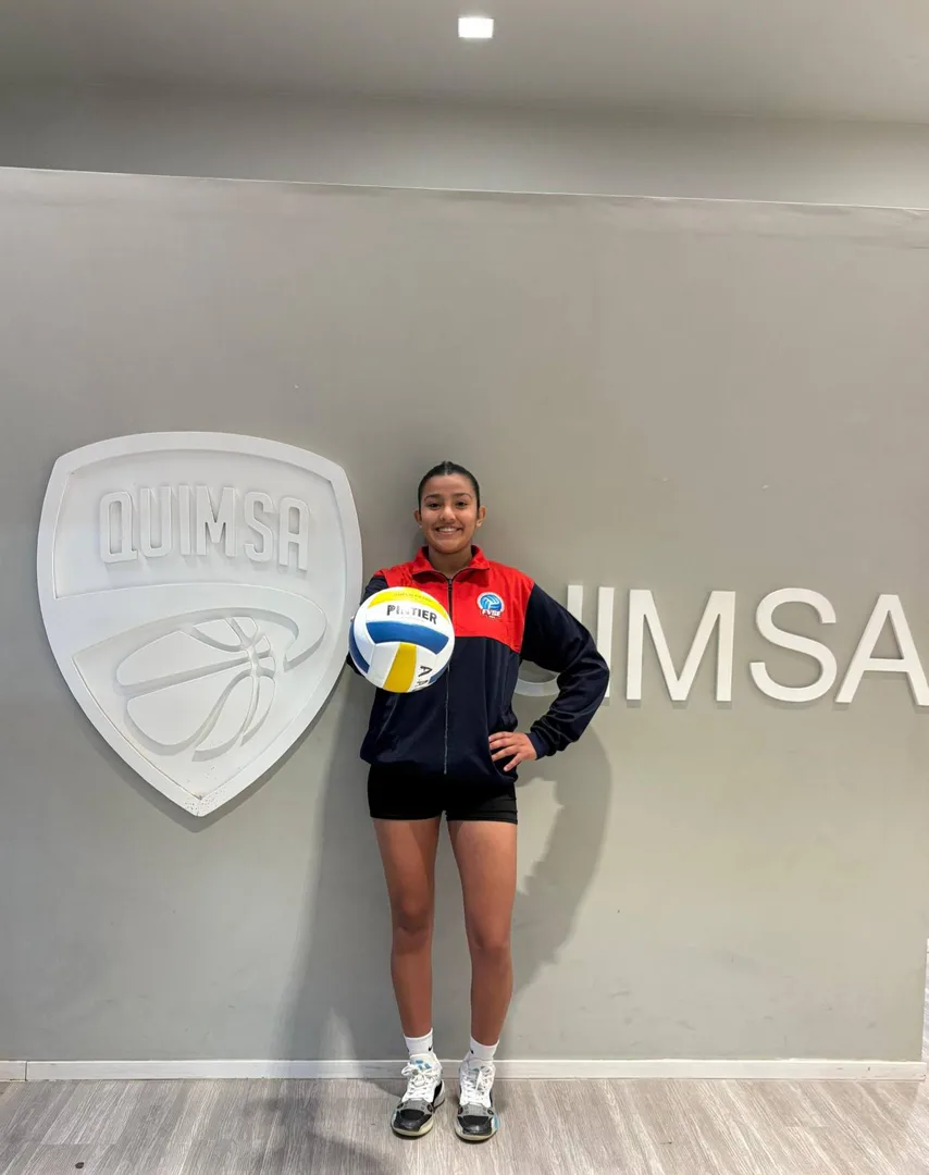 Orgullo fusionado: Lucía Autalán fue convocada a la Selección Santiagueña de Vóley Sub-18