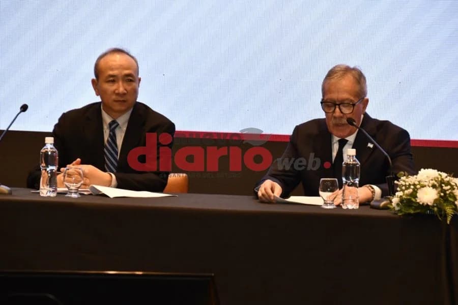 Elías Suárez recibió al embajador de China y destacó el potencial productivo de Santiago del Estero