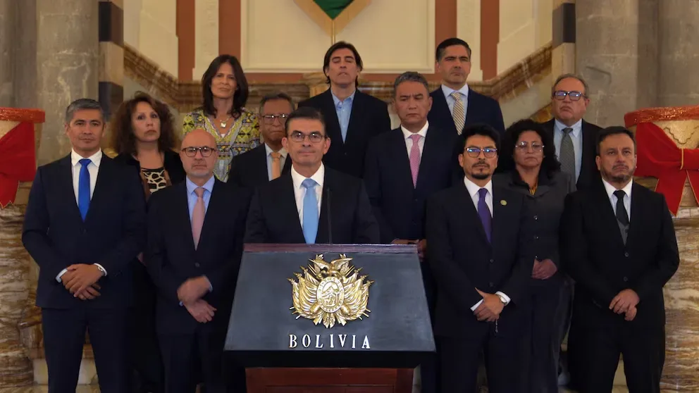 Máxima tensión en Bolivia: tres ministros renunciaron en medio de una brutal ola de bloqueos que ya dejó nueve muertos