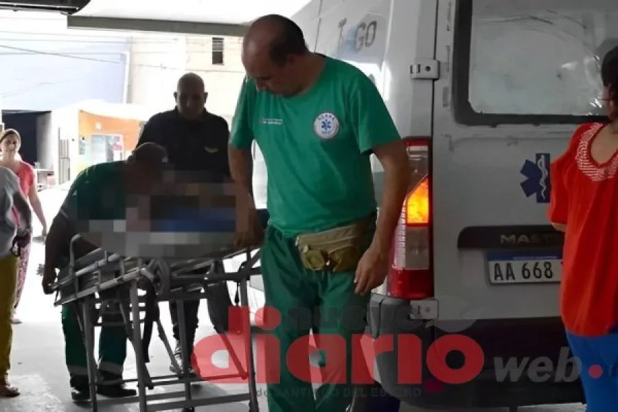 Brutal agresión en la Capital: un hombre fue golpeado por una patota y está internado en el Hospital Regional