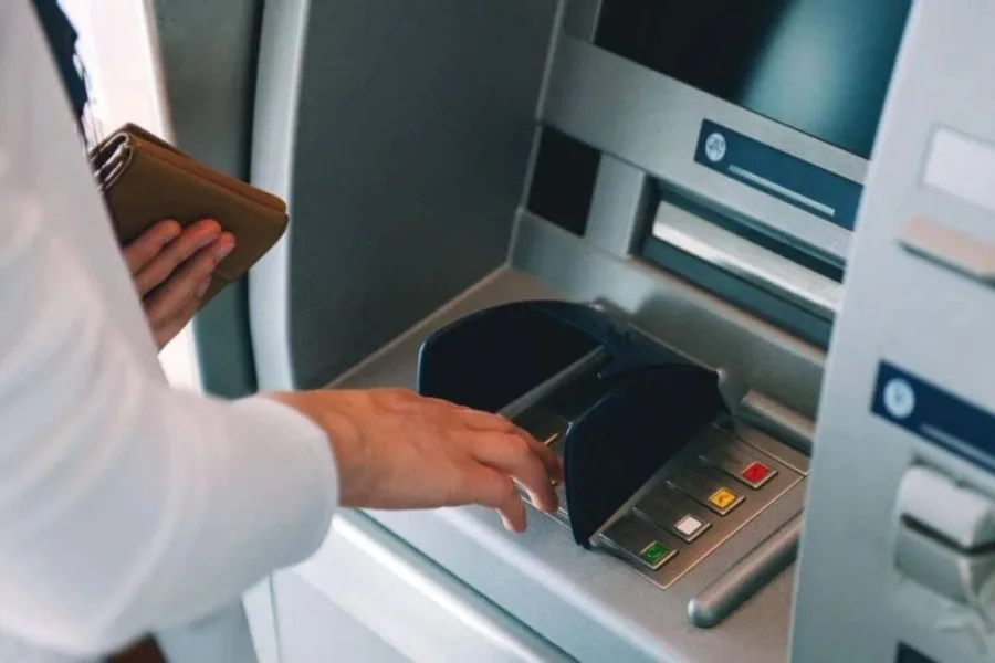 Comenzó el pago del aguinaldo para los empleados de la Administración Pública Provincial