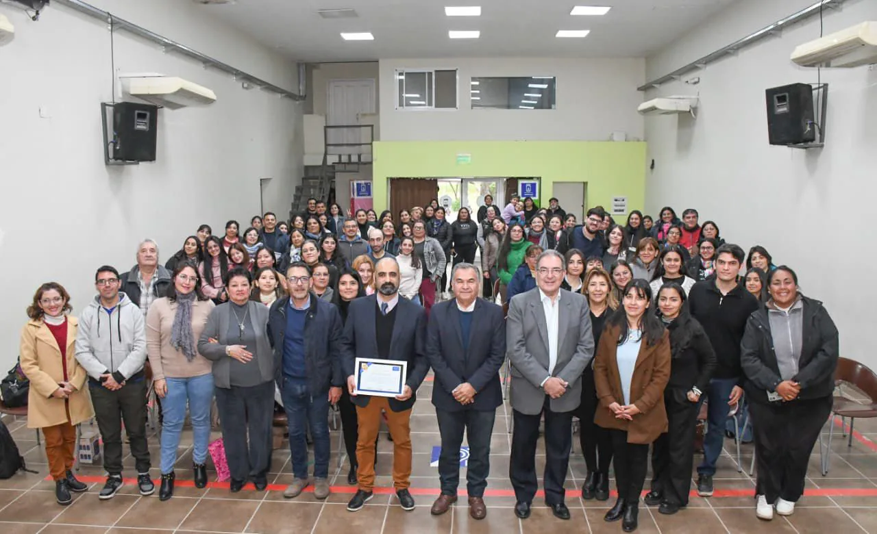 El secretario de Gabinete de la Capital asistió al Conversatorio sobre Ley penal juvenil en la UCSE