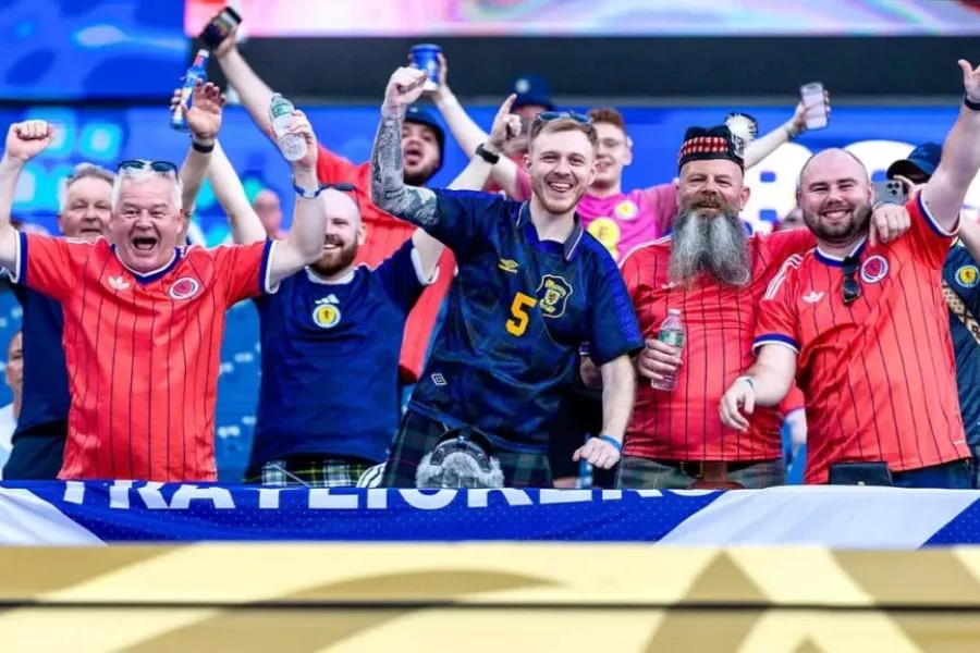 La "marea azul" revoluciona Boston: los hinchas de Escocia consumen 5.000 pintas de cerveza por día y transforman la ciudad en el Mundial 2026