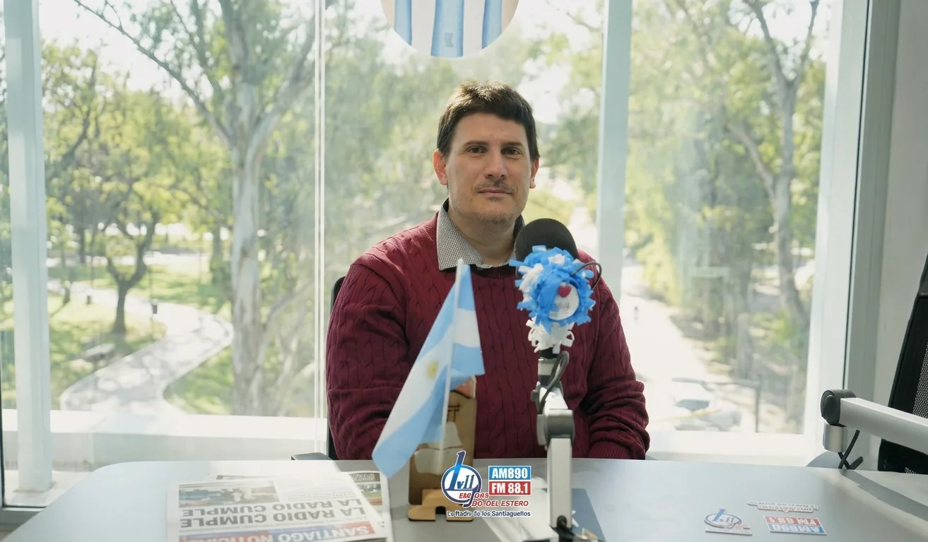 El Dr. Aldo Gavícola promueve el enfoque integral "Una Salud", la prevención de enfermedades zoonóticas y el avance de la vacunación antirrábica