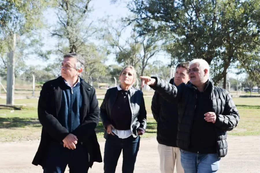 Impulso a la agroindustria: autoridades provinciales recorrieron las instalaciones de la firma Tres Valores S.A.
