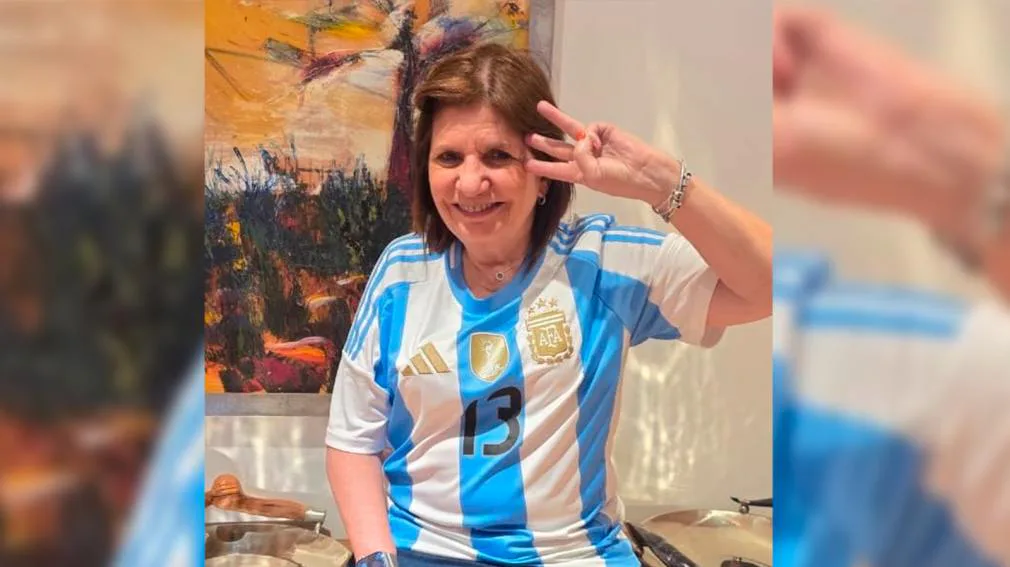 ¿Mensaje encubierto? Patricia Bullrich festejó el triunfo de la Selección y las redes lo vincularon con la salida de Manuel Adorni