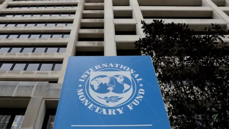 El FMI ratificó que la economía argentina crecerá un 3,5 por ciento durante este año y un 4 por ciento en 2027
