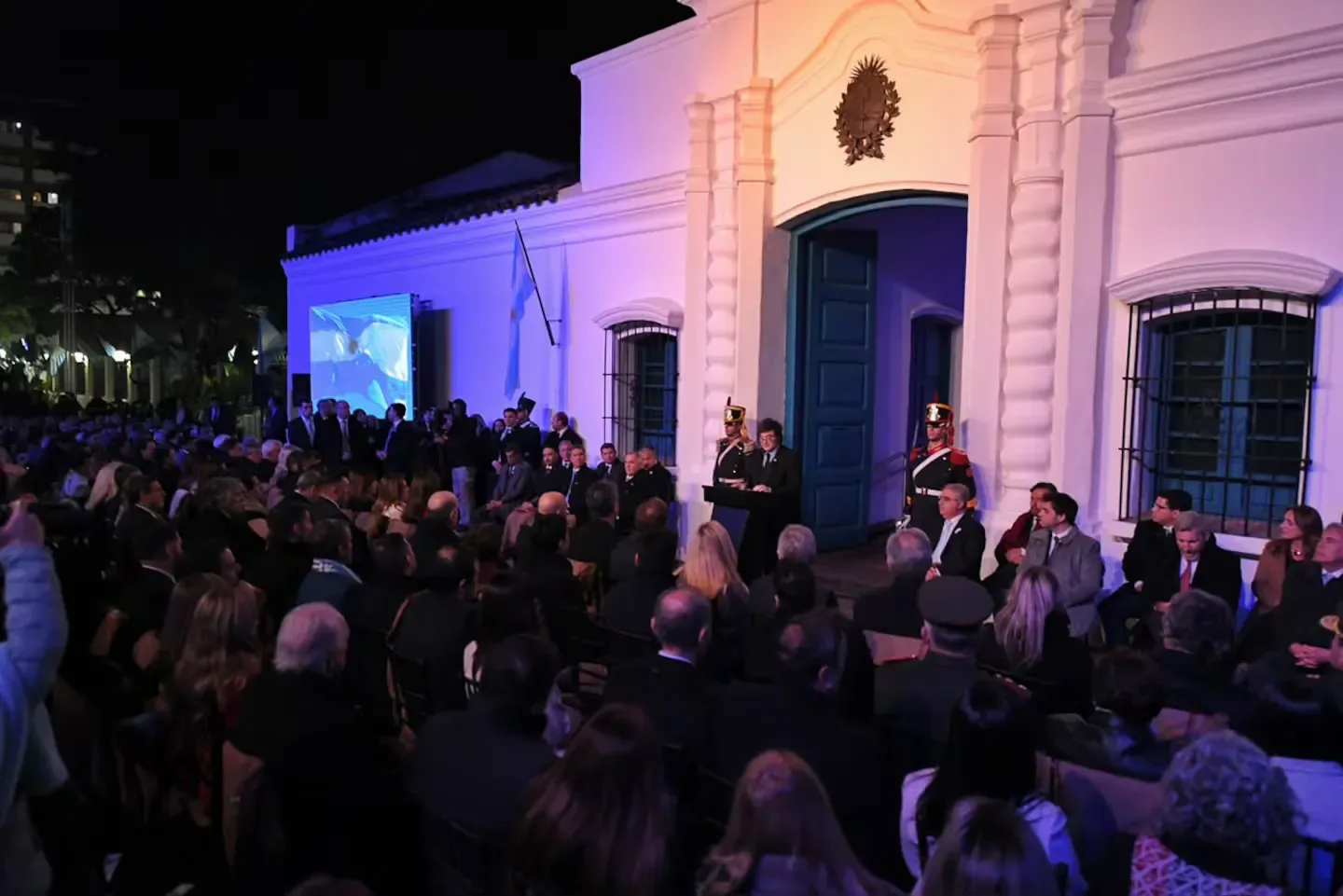 En Tucumán, Javier Milei anunció una "nueva etapa de Gobierno" y pidió el apoyo de los gobernadores para profundizar las reformas