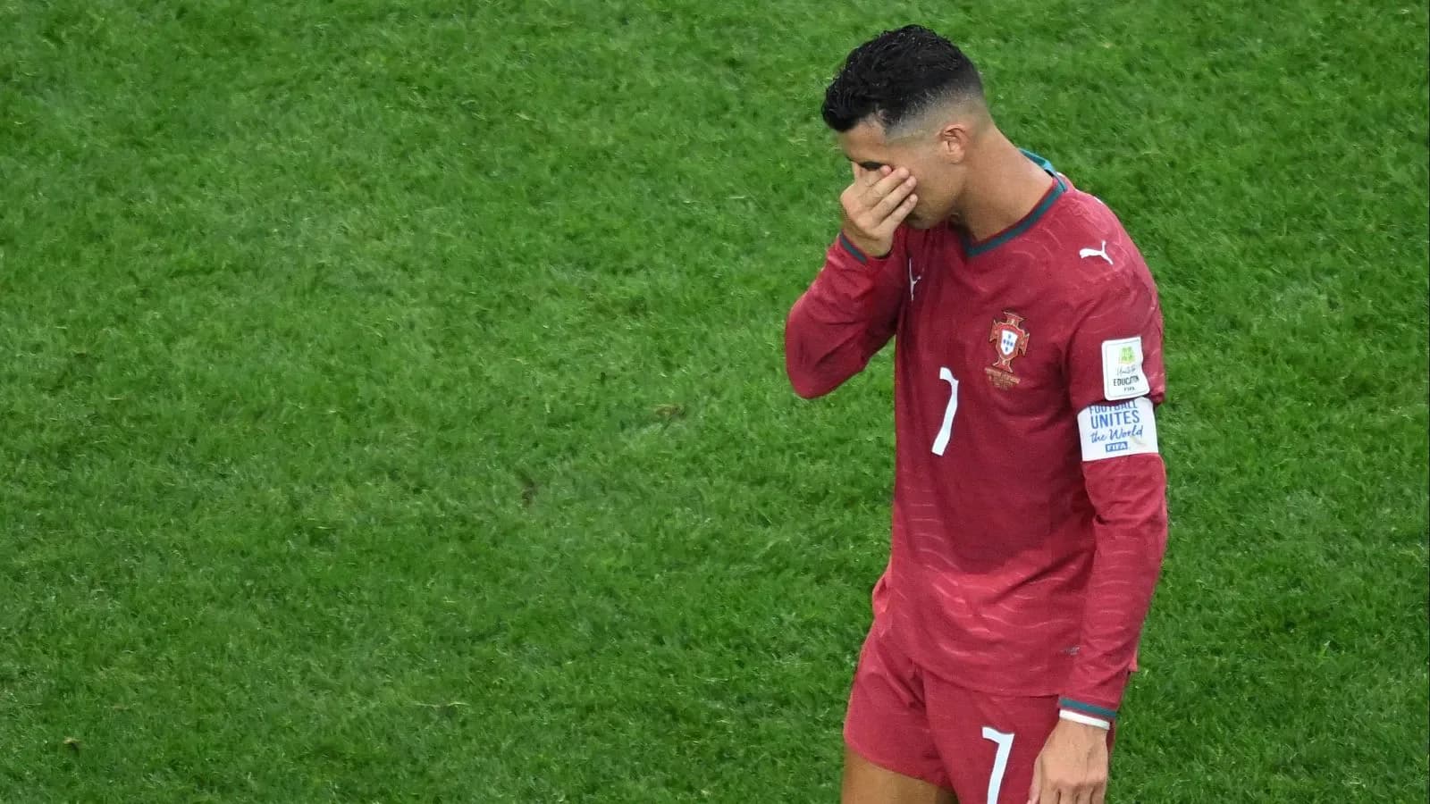 Youri Djorkaeff defendió a Cristiano Ronaldo tras la eliminación del Mundial: "Fue boicoteado por su propio equipo"