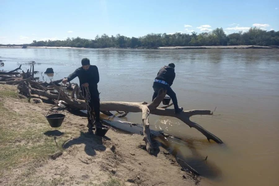 Un operativo interprovincial de control hídrico confirmó la buena calidad del agua en el río Dulce