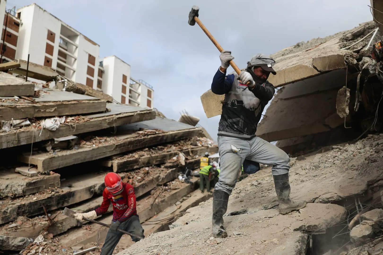 Catástrofe en Venezuela: La cifra de muertos por los devastadores terremotos gemelos ya supera los 4.000