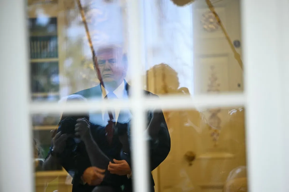 Donald Trump amenazó con "destruir todas las zonas de Irán" si es asesinado y confirmó el fin del alto el fuego