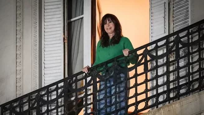 Capital Humano aplicará un descuento millonario a la pensión restituida de Cristina Kirchner por su prisión domiciliaria