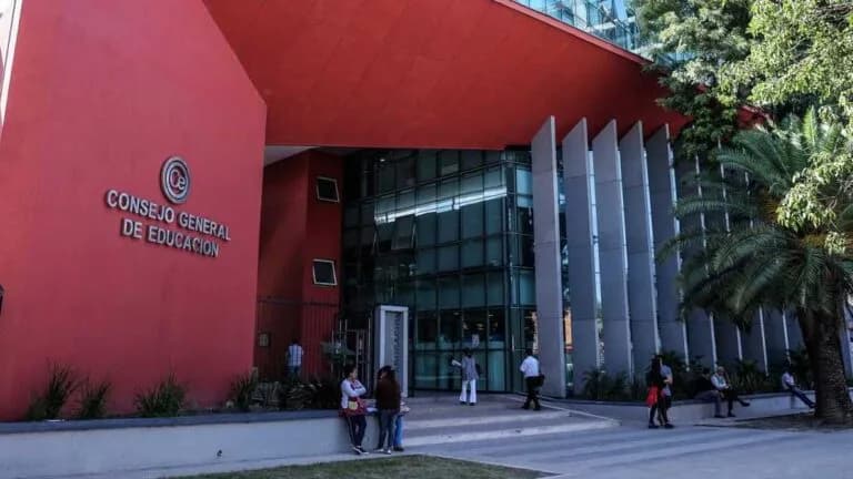 El Profesorado de Bellas Artes "Juan Yaparí" organiza una muestra abierta en el Consejo General de Educación