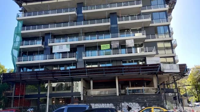 El costo de la construcción volvió a acelerarse en junio impulsado por salarios y tarifas