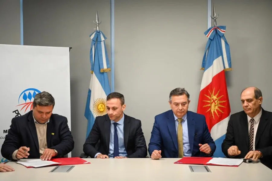 La Provincia firmó un convenio para potenciar el trabajo de las Agencias de Desarrollo Territorial