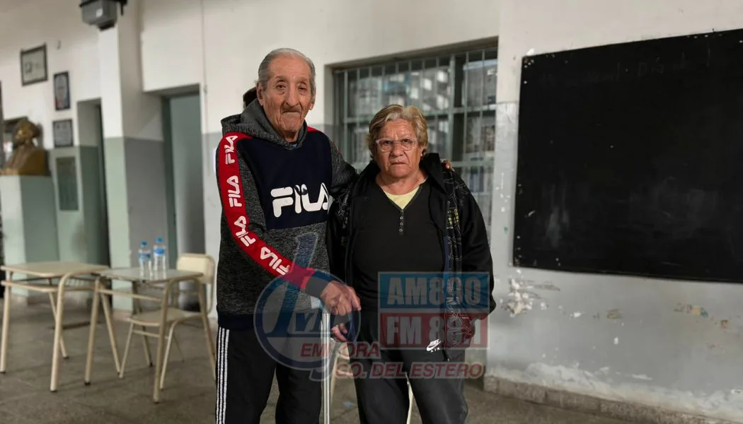 Adultos mayores dieron el ejemplo y llamaron a votar: "Es una obligación cumplir"