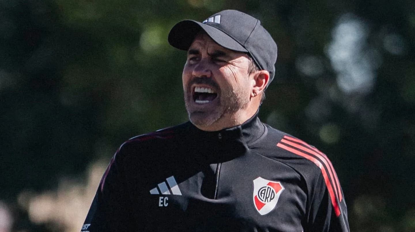 El desafiante mensaje de Chacho Coudet en plena crisis de River: "Los cagones no hacen historia"