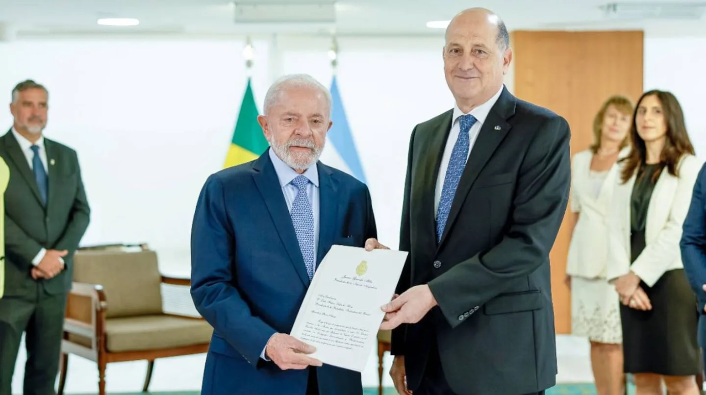 Argentina retira a su embajador de Brasil en medio de la tensión entre Milei y Lula