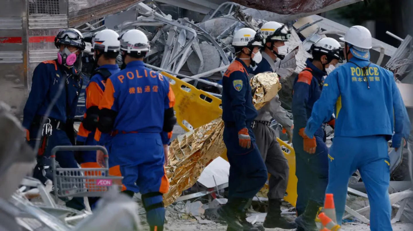 Médicos continuaron una cirugía durante un terremoto en Japón