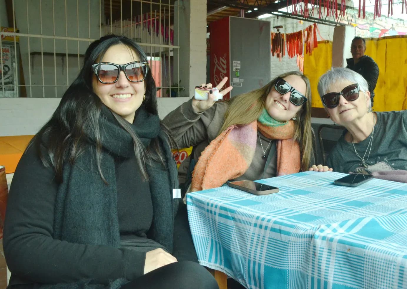 “Siempre venimos para esta fecha”: turistas se rinden ante la Fiesta de la Abuela