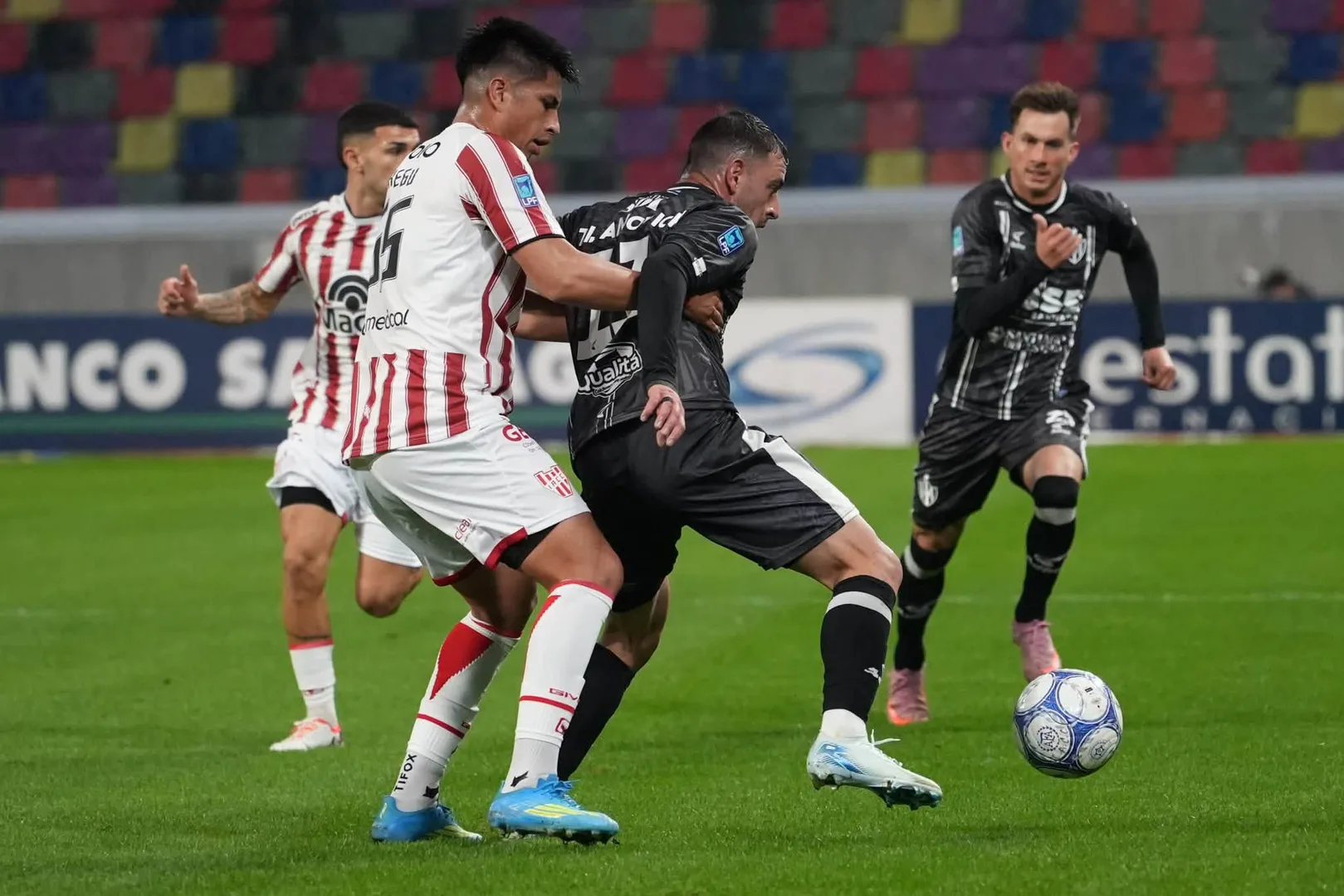 Central Córdoba cayó 1-0 sobre la hora ante Instituto en el Madre de Ciudades