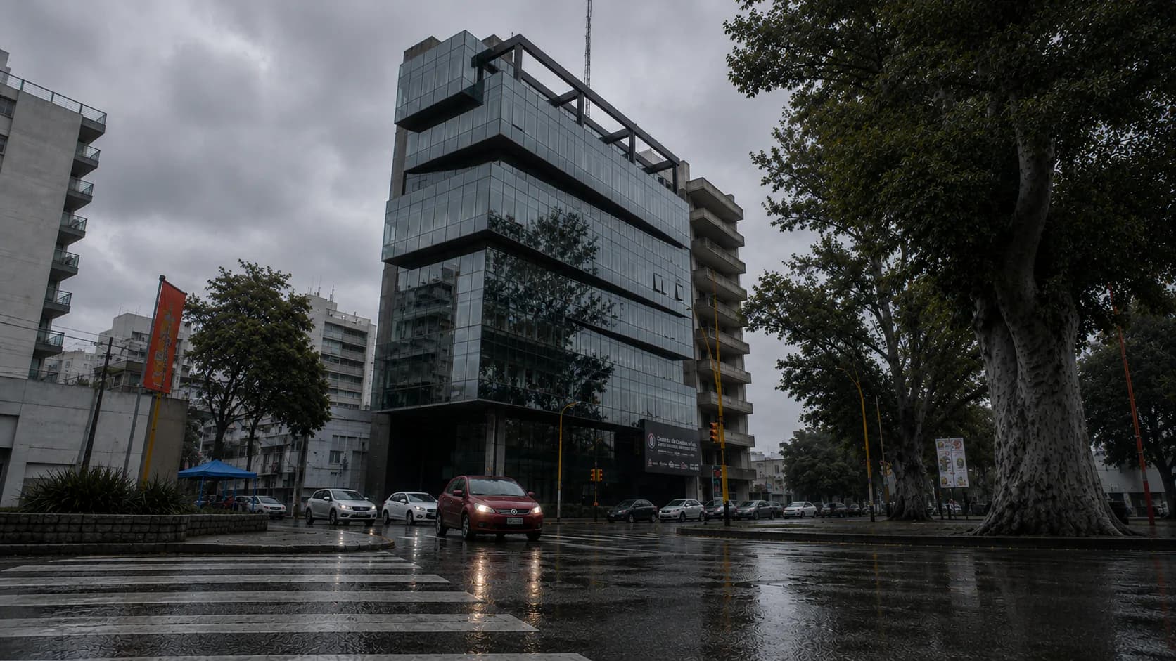 Santiago arrancó el feriado con frío y mucha humedad: qué pasará durante el día
