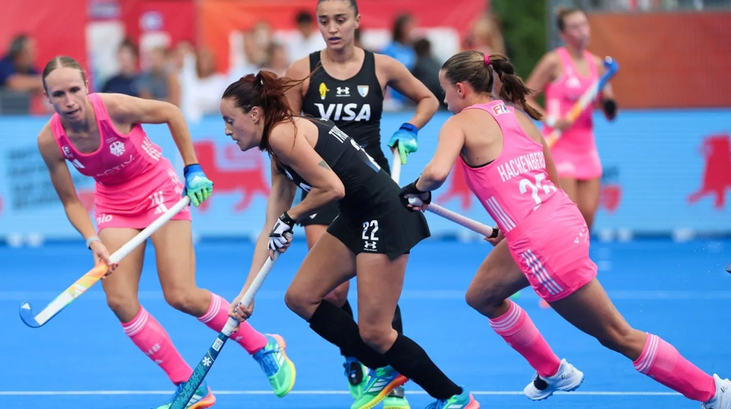Con un final electrizante, Las Leonas derrotaron 3-2 a Alemania en el Mundial
