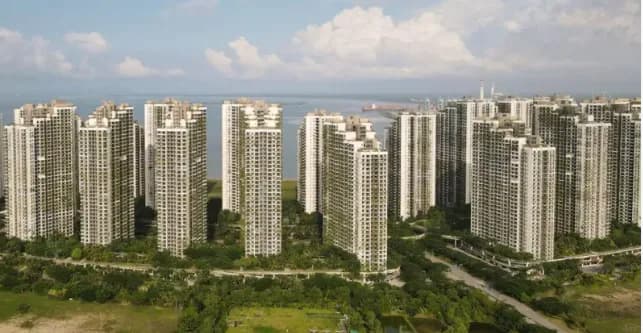 Forest City: la “ciudad fantasma” de rascacielos vacíos en Malasia que se convirtió en refugio de estafadores internacionales