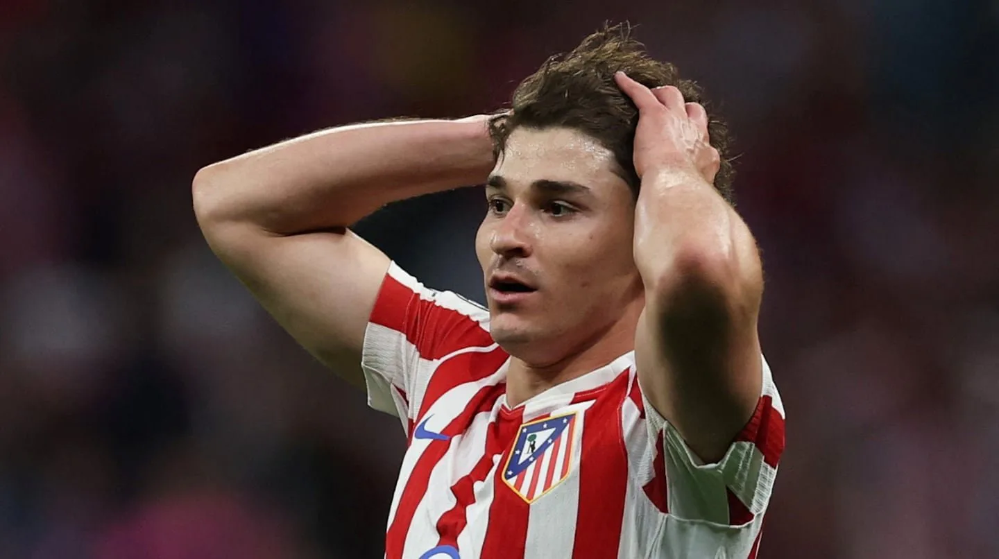 Arsenal sigue de cerca a Julián Álvarez: qué falta para que presente una oferta