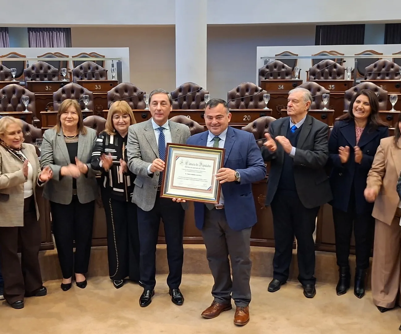 La Legislatura distinguió la trayectoria profesional y académica del Dr. Pablo Lucatelli