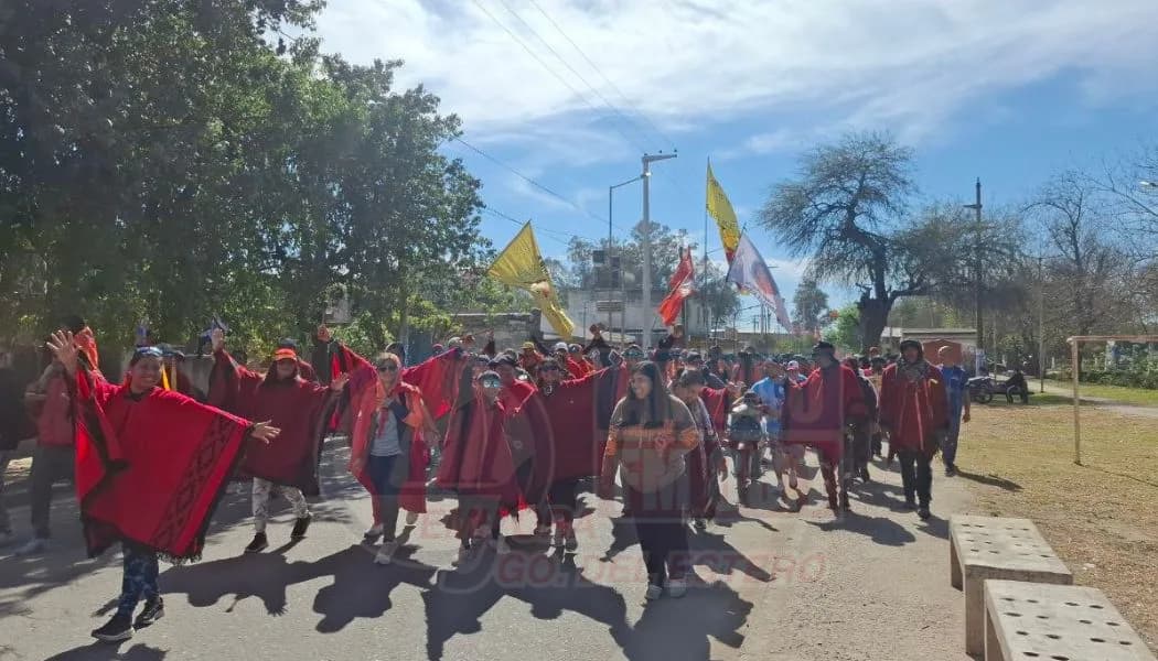 Con profunda devoción, los promesantes peregrinan junto a San Gil