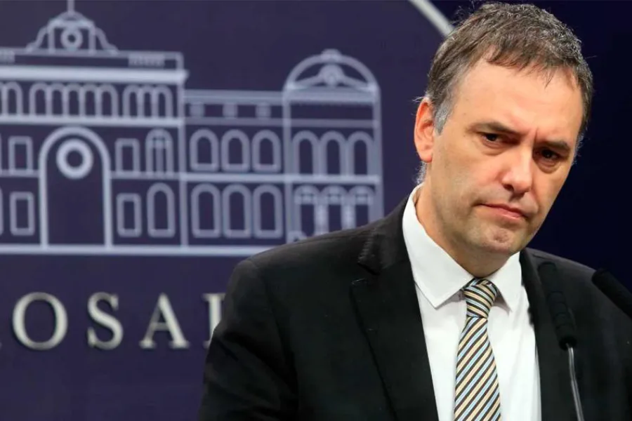 La defensa de Manuel Adorni pidió más tiempo a la Justicia para justificar su situación patrimonial
