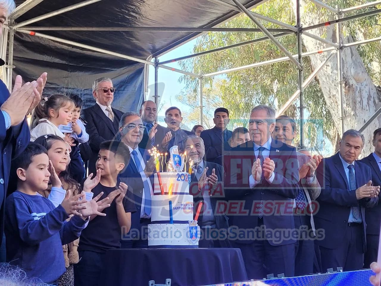La Policía de Santiago del Estero celebró su 74° aniversario con el tradicional desfile en el Parque Aguirre