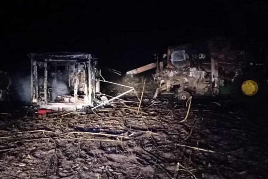 Dos peones rurales aparecieron carbonizados y una inquietante pista abrió varias hipótesis