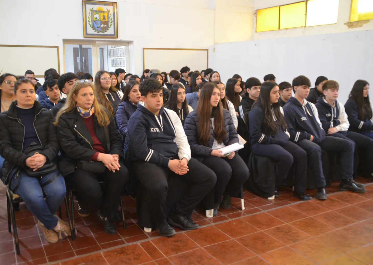 Jóvenes analizan problemas de sus barrios y preparan posibles soluciones
