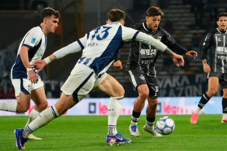 Central Córdoba empató sin goles frente a Talleres en Córdoba