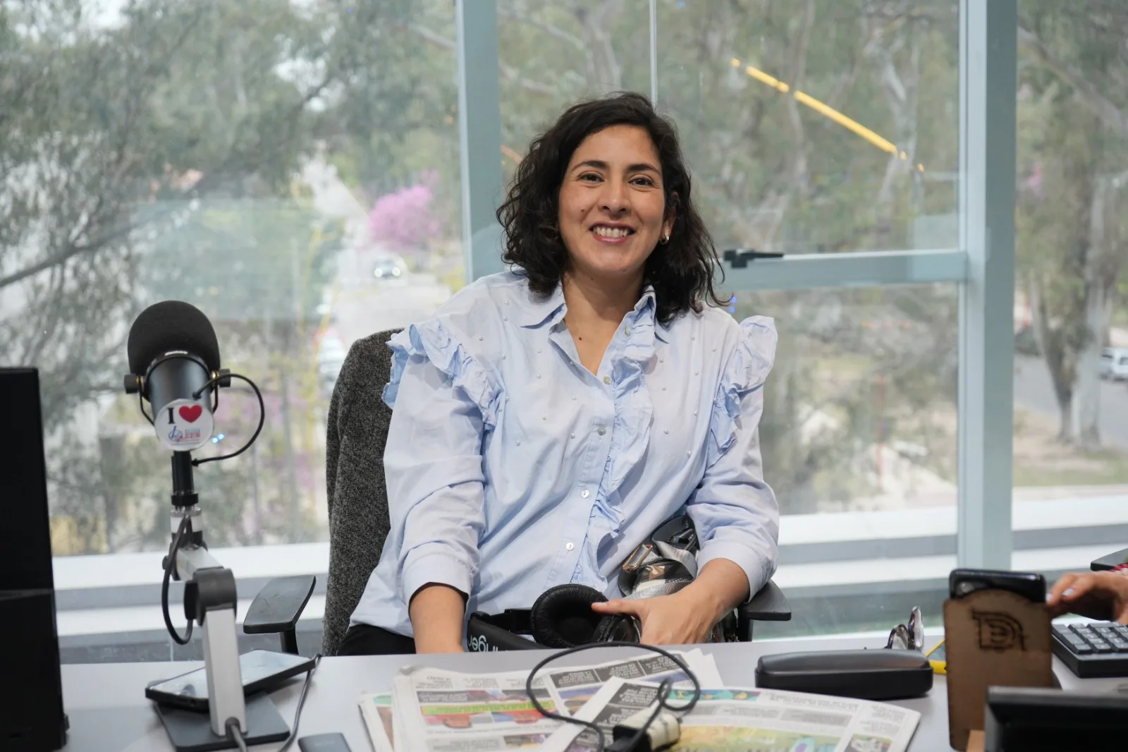 Perfumes, lunares y colores: Cecilia Saavedra adelantó las tendencias que llegan con la primavera