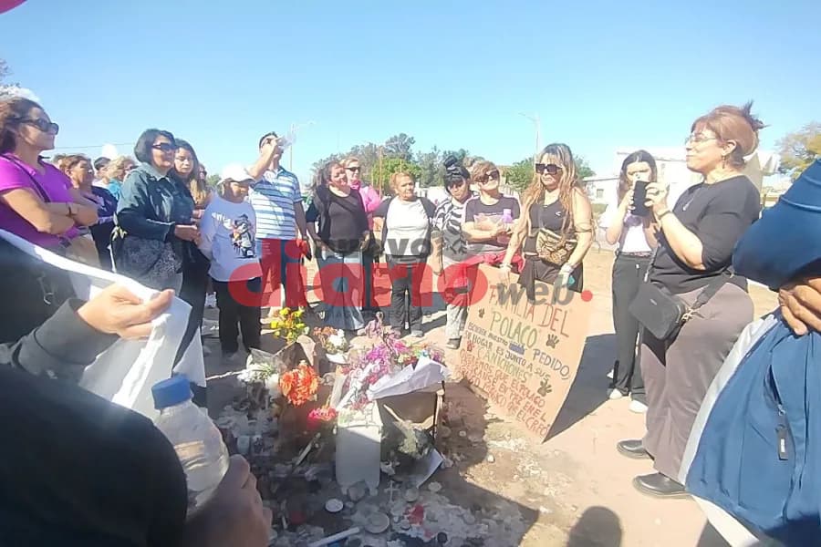 Realizaron una marcha en Santiago del Estero para pedir el traslado de los restos del “Polaco” Riemersma al Refugio de los Canichones